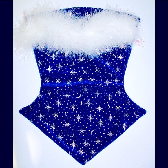 Christmas stocking alternative snowflakes & feathers multifunction accessory bag - Picture 6 of 9